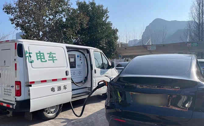 凌河区汽车搭电