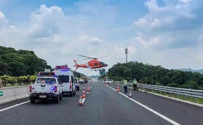 凌河区高速公路汽车救援案例